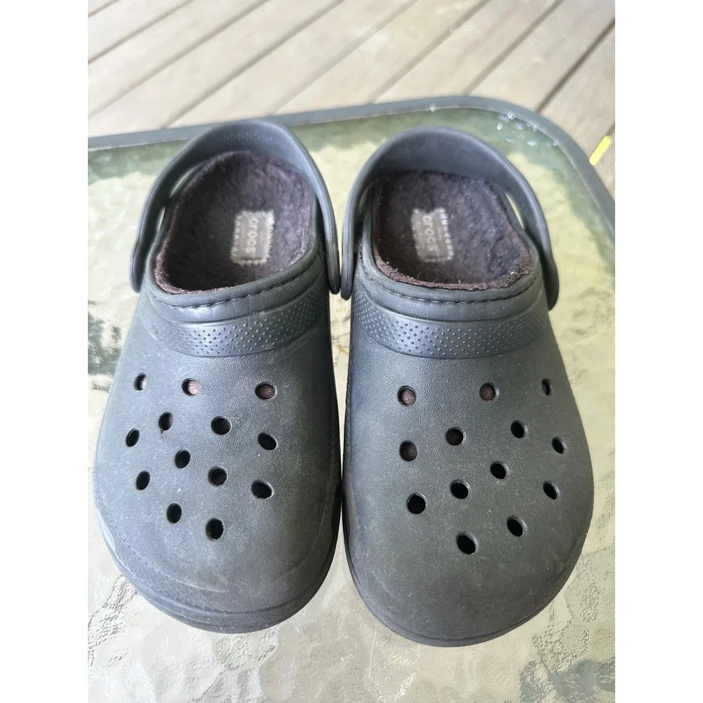Kids Crocs Classic Lined Clogs Black Fuzzy Warm Shoes Size J2 With‎ Charms